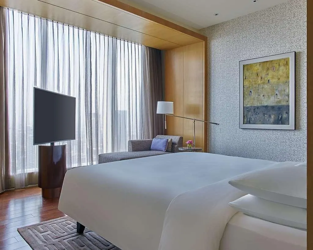 Hotel Grand Hyatt Manila Taguig