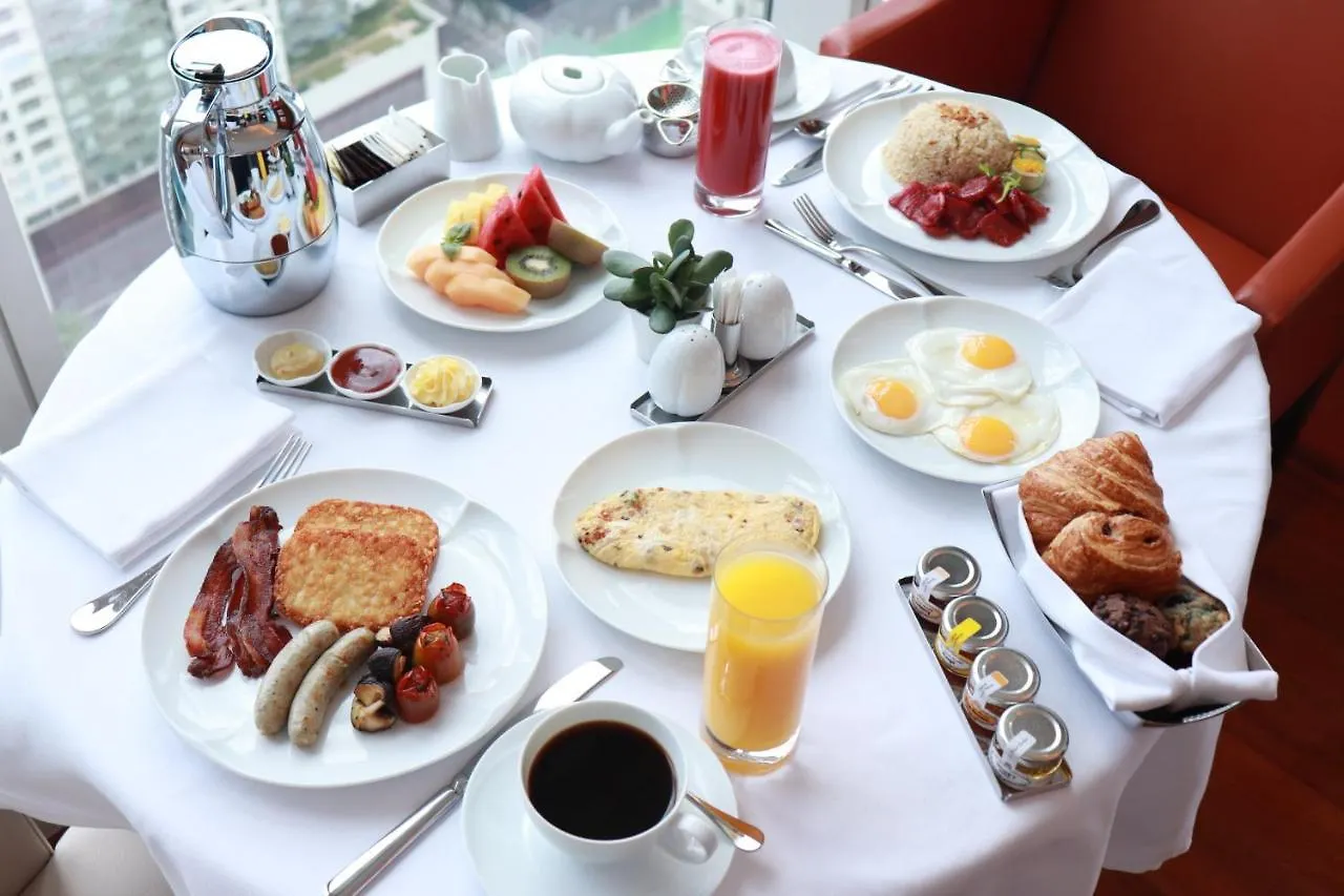Grand Hyatt Manila Hotel Taguig
