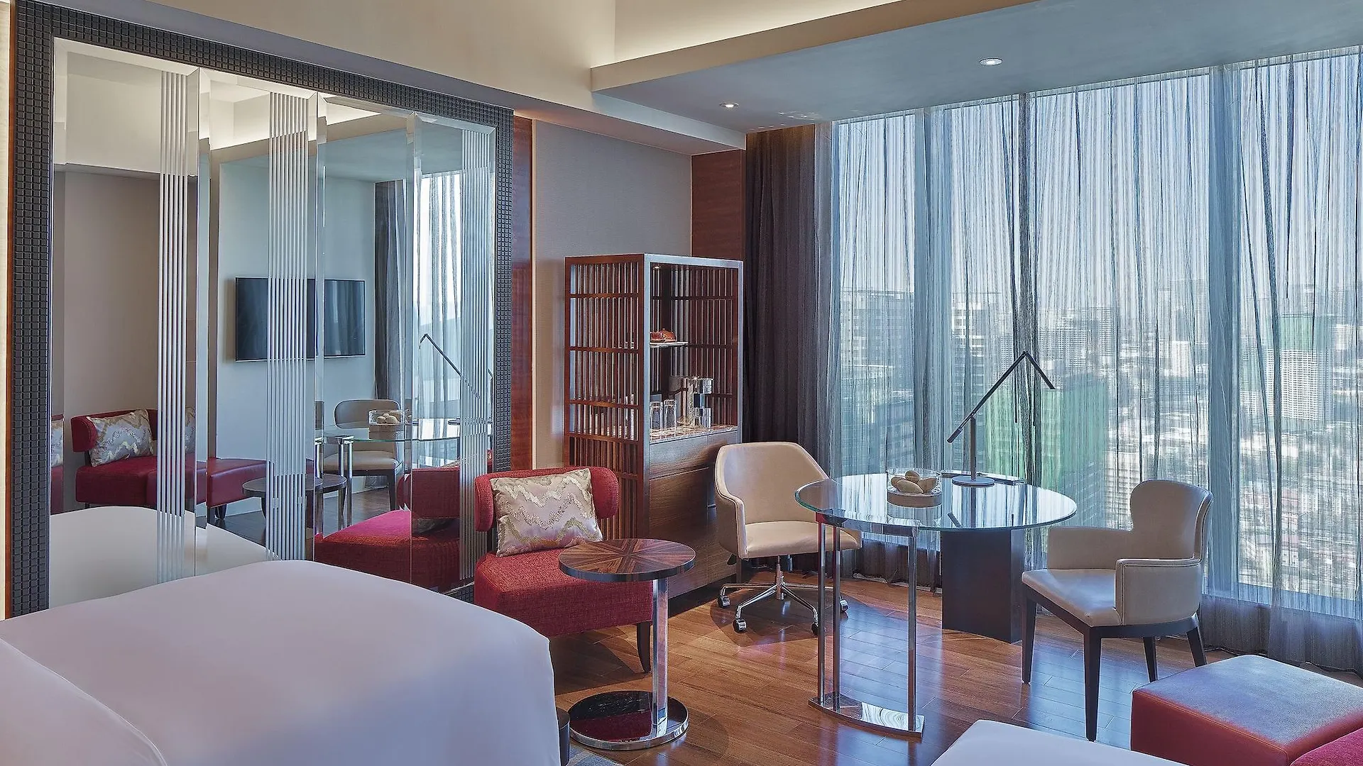 Grand Hyatt Manila Hotel Taguig 5*,  Philippines