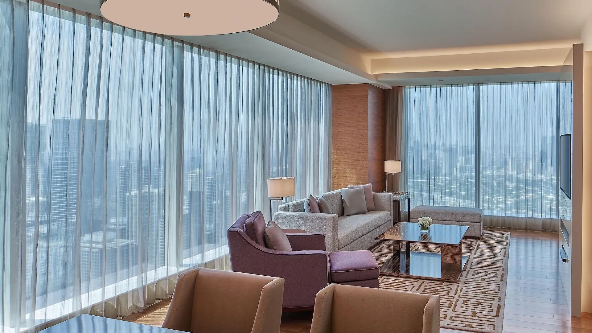Grand Hyatt Manila Hotel Taguig