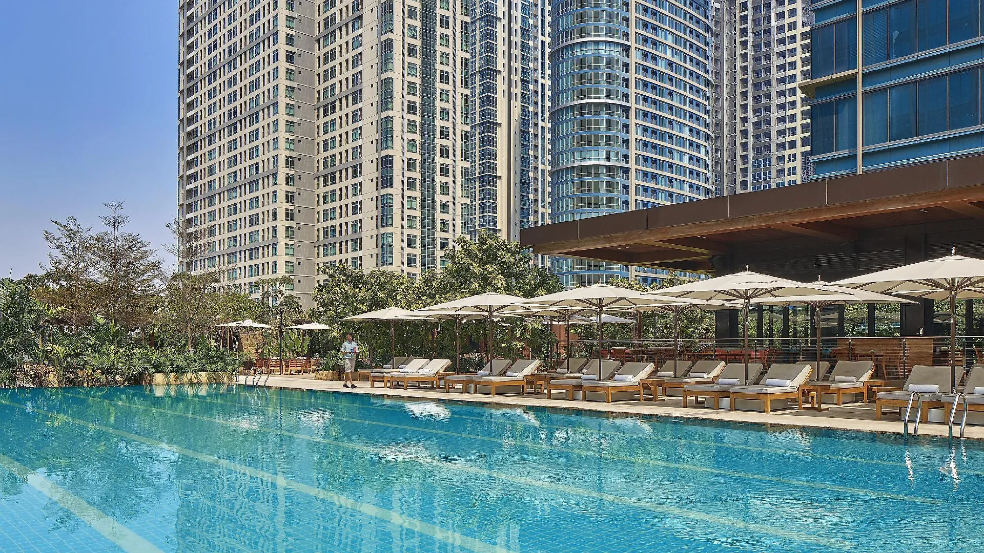 Grand Hyatt Manila Hotel Taguig