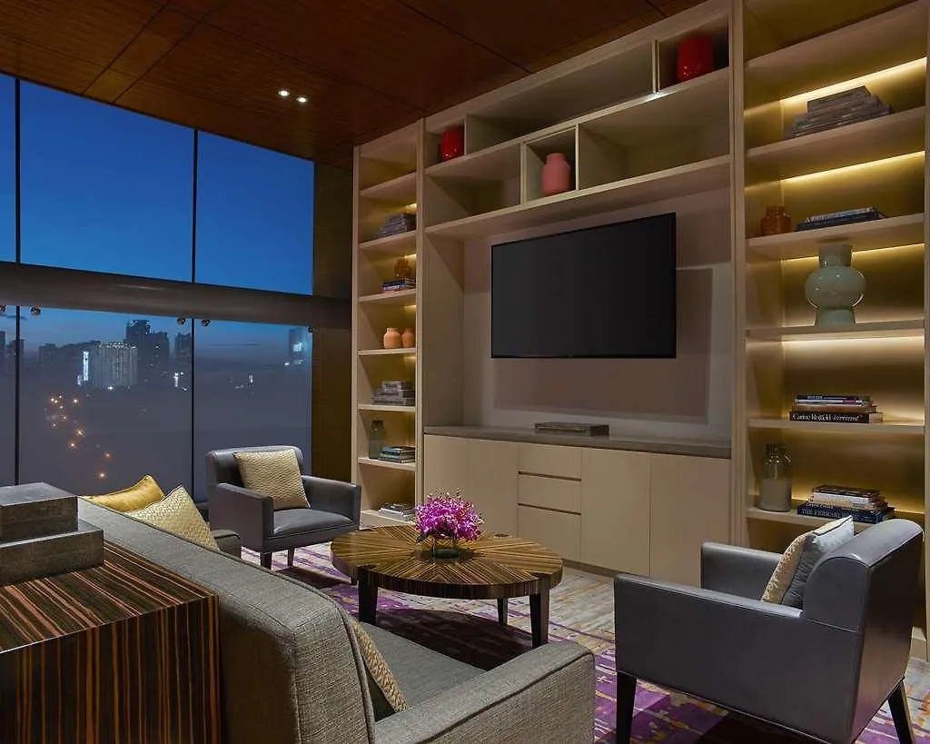 *****  Grand Hyatt Manila Hotel Taguig Philippines
