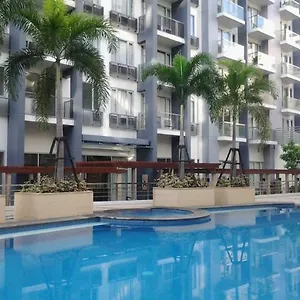Apartment One Palm Tree Close To Airport - Terminal 3, Manila